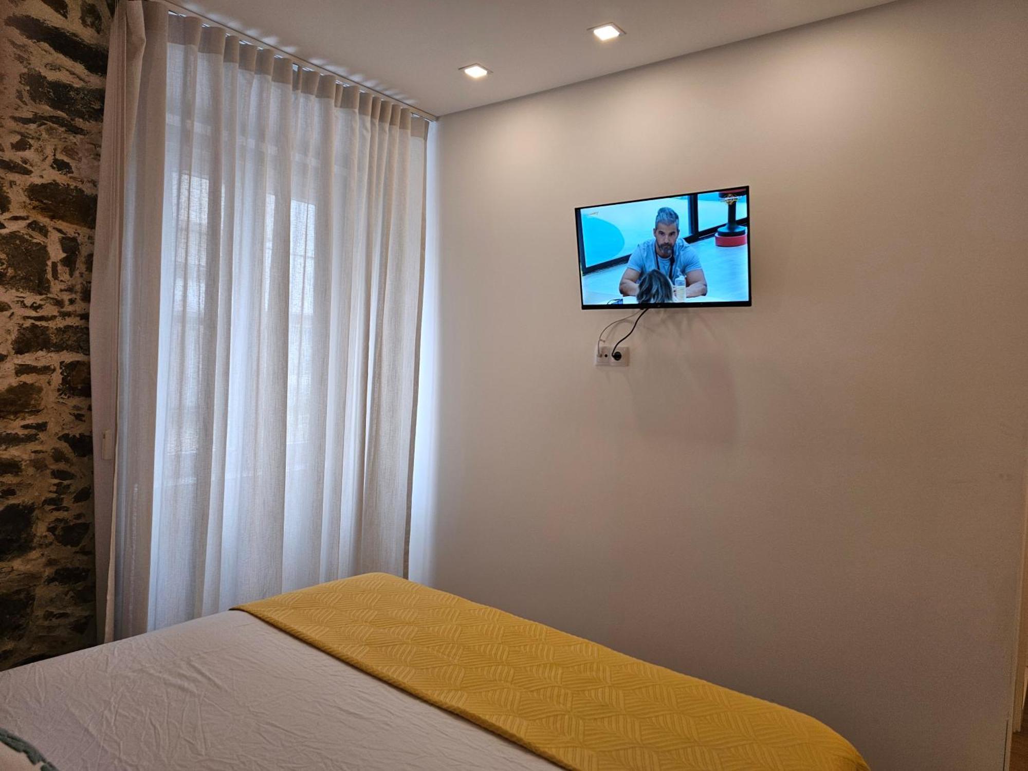 Surfsoul Guesthouse - Bed And Breakfast Peniche Exterior photo